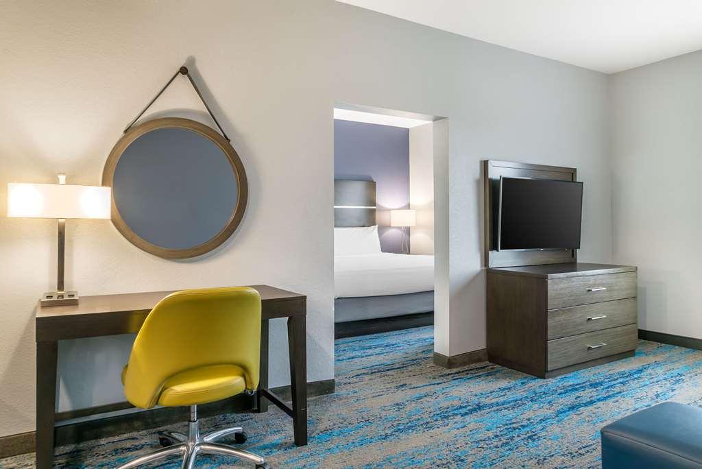 Hotel Comfort & Adrian